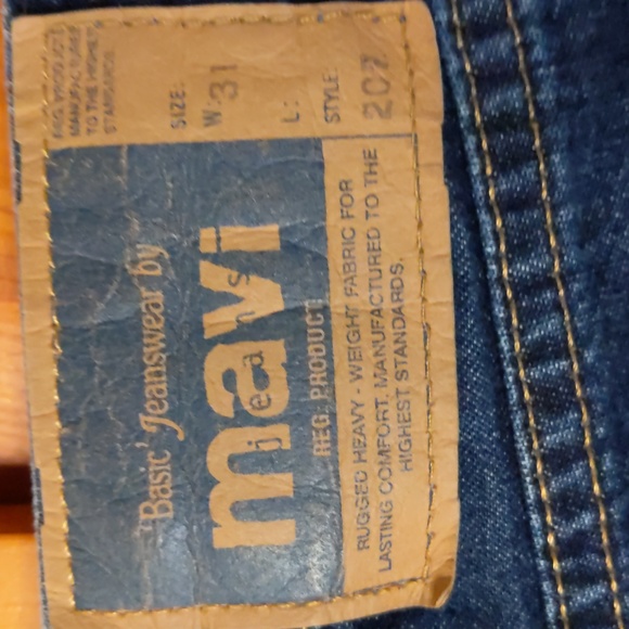 MAVI ladies size 31" Capri jeans zip front - Picture 3 of 3